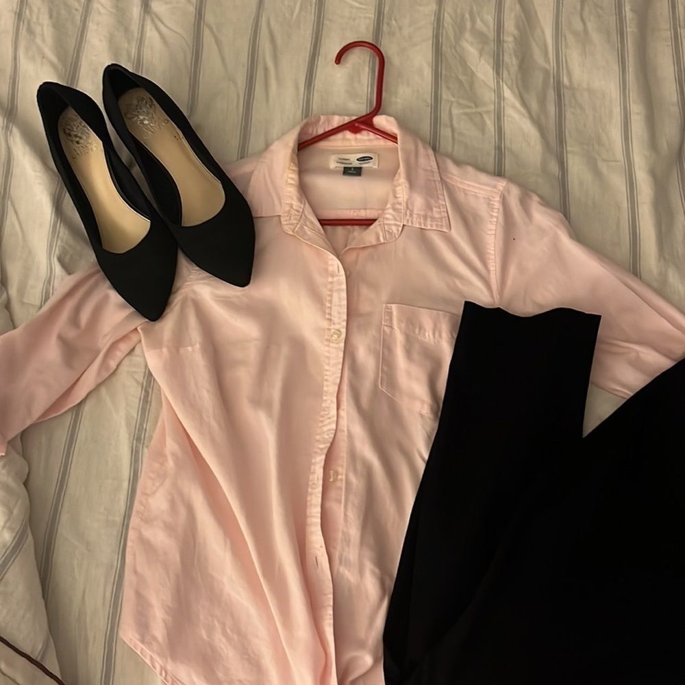 🍋Pink Button down🍋 - Picture 4 of 4